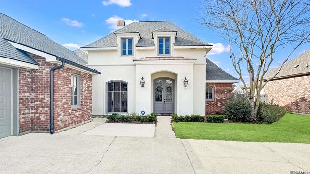 13583 Lakeway Dr, Prairieville, LA 70769