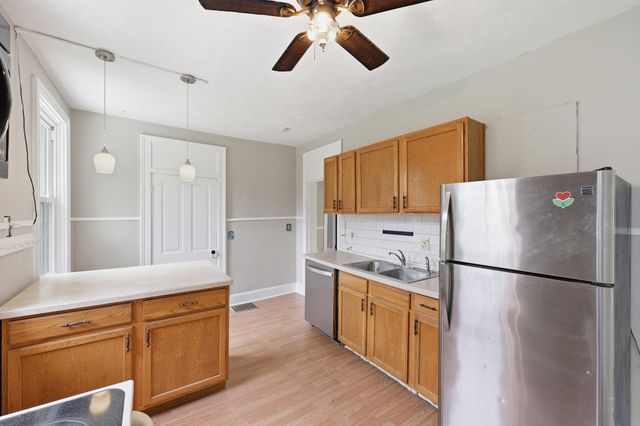131 Front Street, Groveport, OH 43125