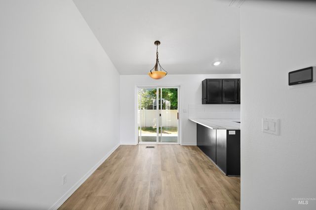 4766 N Bruxelles Dr, Boise, ID 83704