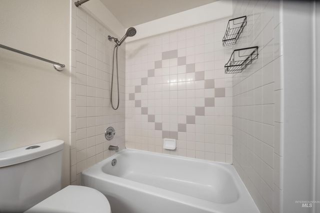 4766 N Bruxelles Dr, Boise, ID 83704