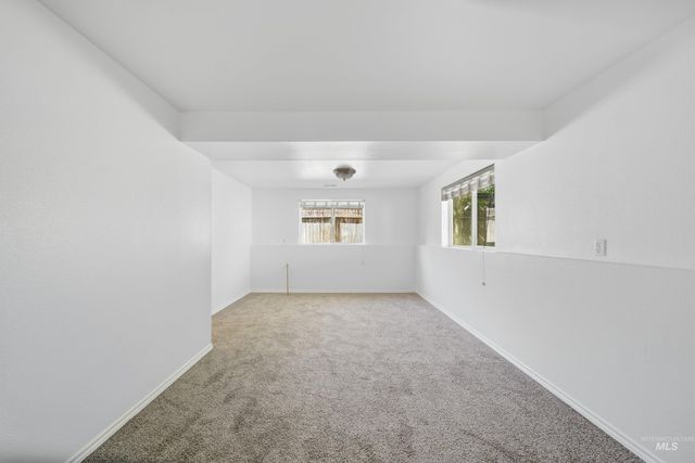 4766 N Bruxelles Dr, Boise, ID 83704