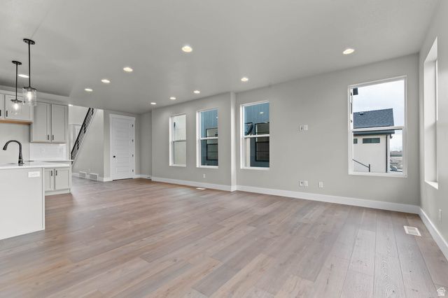 4992 W GREEN ASH LN, Highland, UT 84003