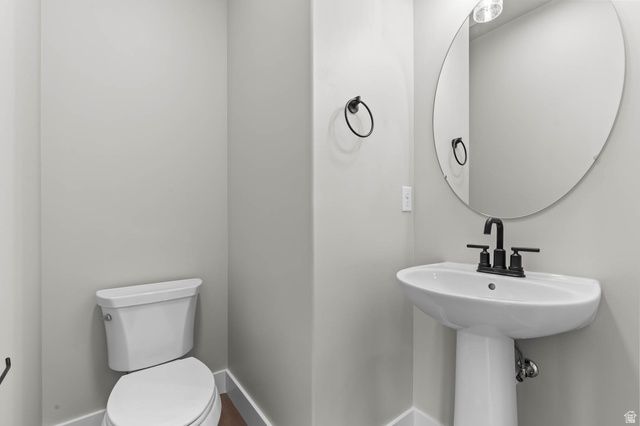 4992 W GREEN ASH LN, Highland, UT 84003