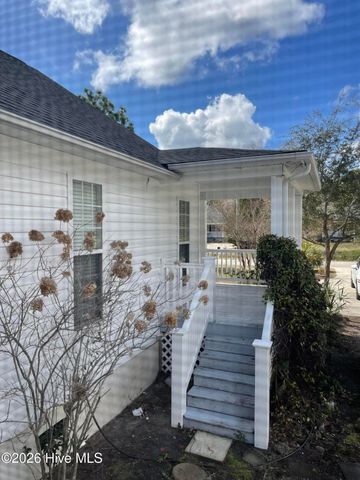 131 Burton Road, Southport, NC 28461