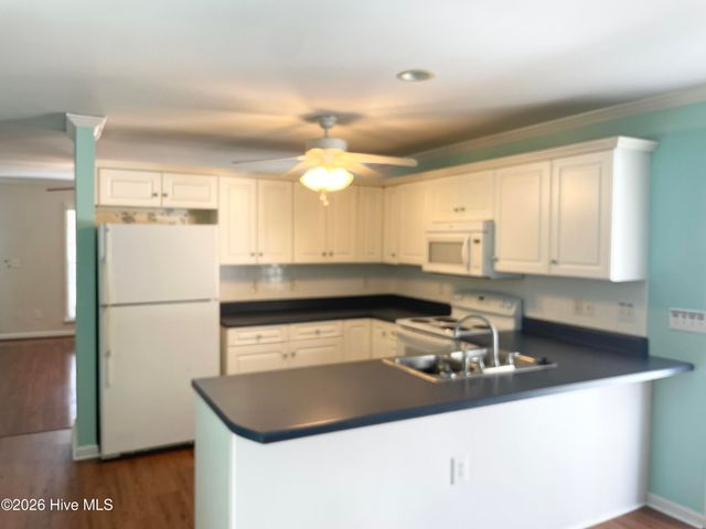 131 Burton Road, Southport, NC 28461