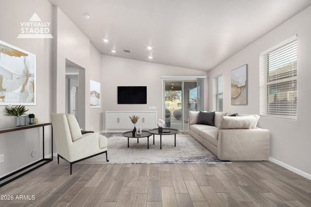 854 W LOWELL Drive, San Tan Valley, AZ 85140