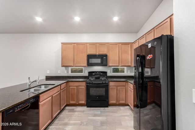 854 W LOWELL Drive, San Tan Valley, AZ 85140