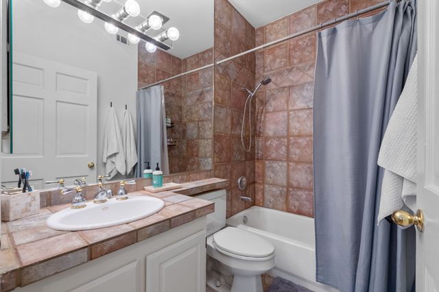 3208 Cole Avenue 1111, Dallas, TX 75204