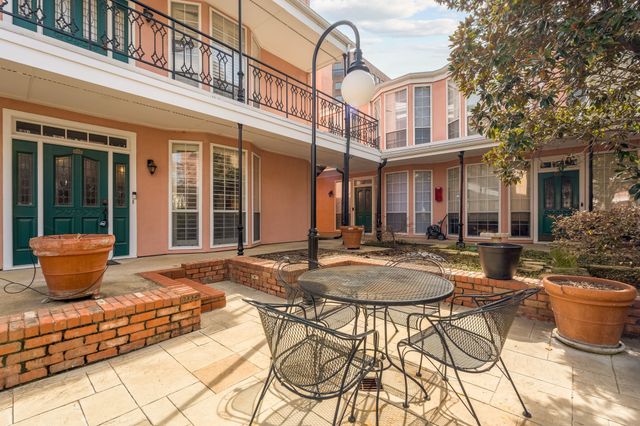 3208 Cole Avenue 1111, Dallas, TX 75204