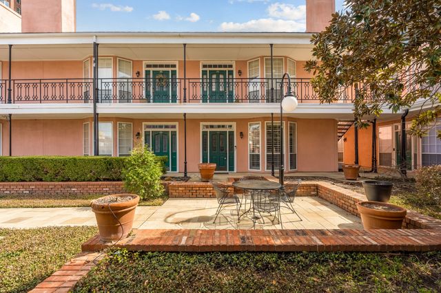 3208 Cole Avenue 1111, Dallas, TX 75204