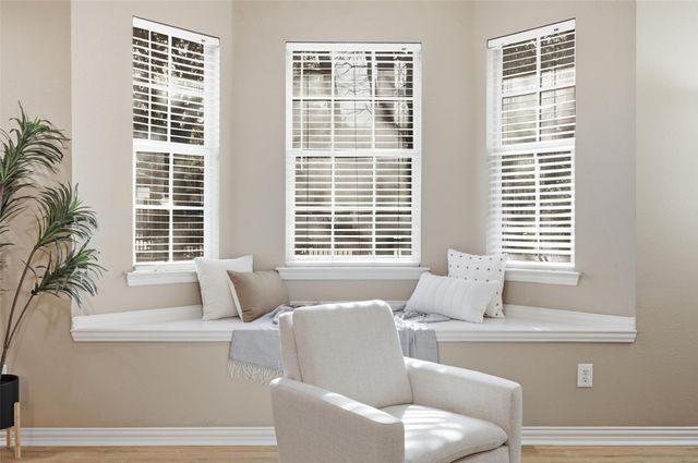 2522 Durango Ridge Drive, Bedford, TX 76021