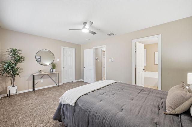 2522 Durango Ridge Drive, Bedford, TX 76021