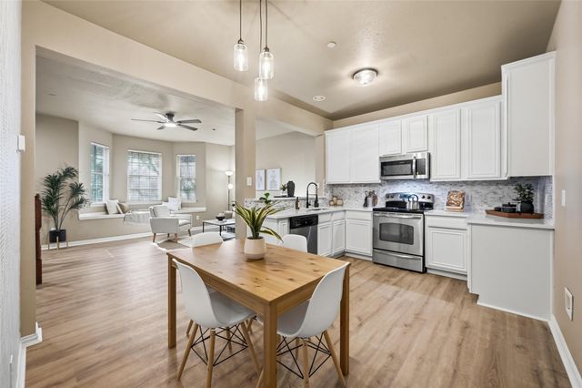 2522 Durango Ridge Drive, Bedford, TX 76021