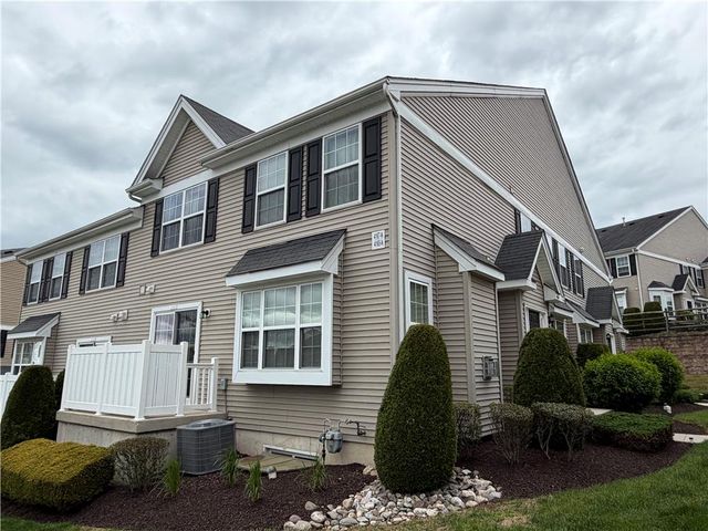 4165 Bunker Hill Drive North, Upper Saucon Twp, PA 18036