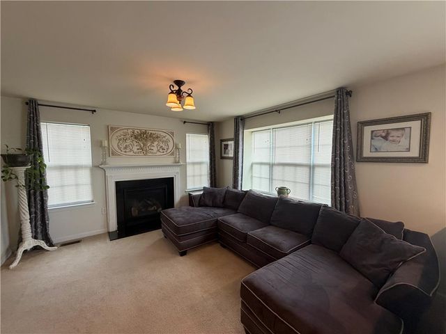 4165 Bunker Hill Drive North, Upper Saucon Twp, PA 18036