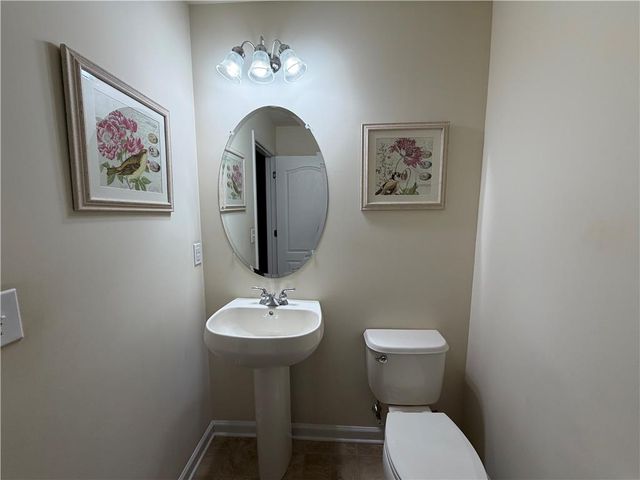 4165 Bunker Hill Drive North, Upper Saucon Twp, PA 18036