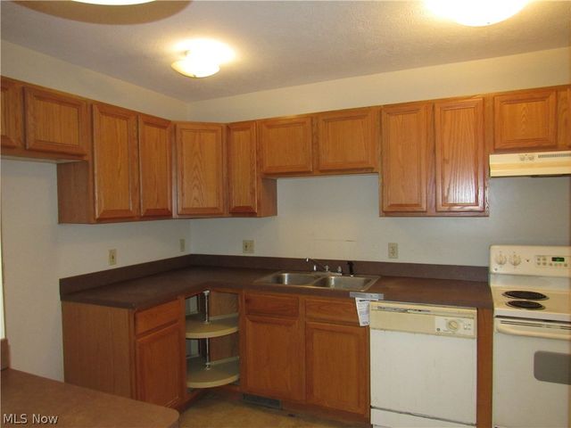 1609 E 66th Street, Cleveland, OH 44103