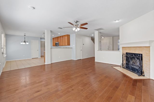 1138 Shearwater Avenue, Aubrey, TX 76227