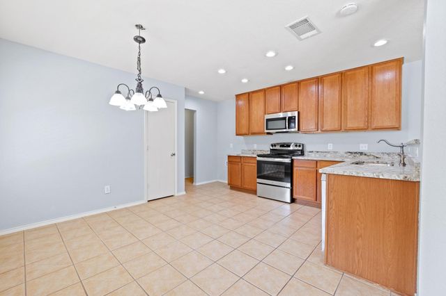 1138 Shearwater Avenue, Aubrey, TX 76227