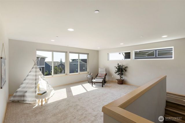 1060 Banyan Street, Bremerton, WA 98310