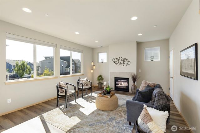 1060 Banyan Street, Bremerton, WA 98310