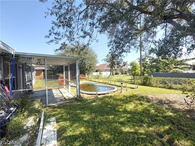2013 NE 13th PL, Cape Coral, FL 33909