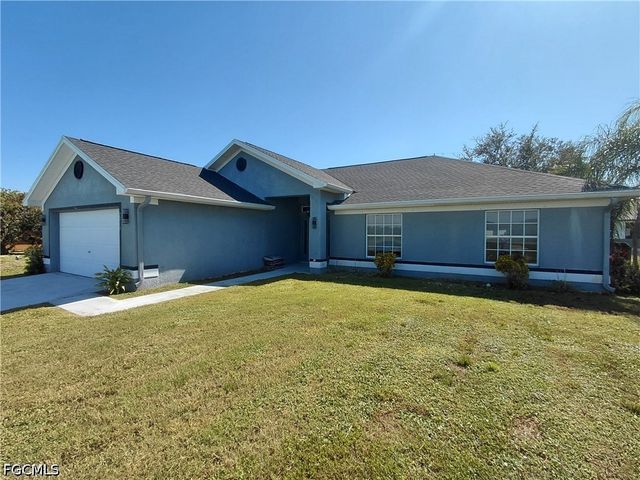 2013 NE 13th PL, Cape Coral, FL 33909