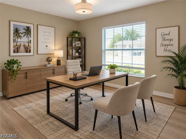 2013 NE 13th PL, Cape Coral, FL 33909