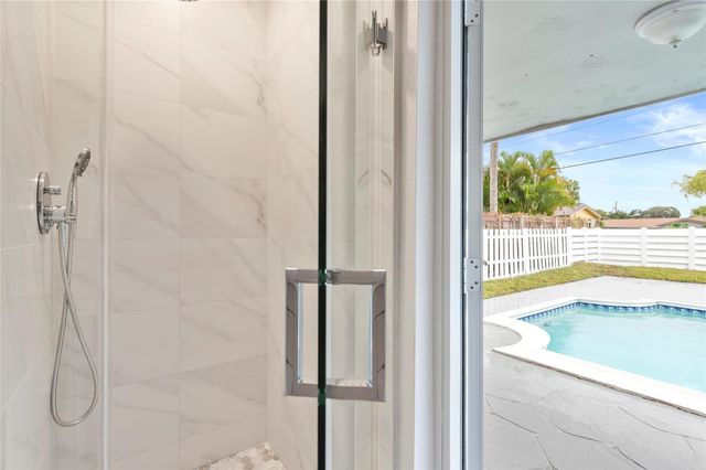 4490 NW 8TH Street, Coconut Creek, FL 33066