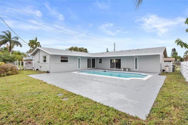 4490 NW 8TH Street, Coconut Creek, FL 33066