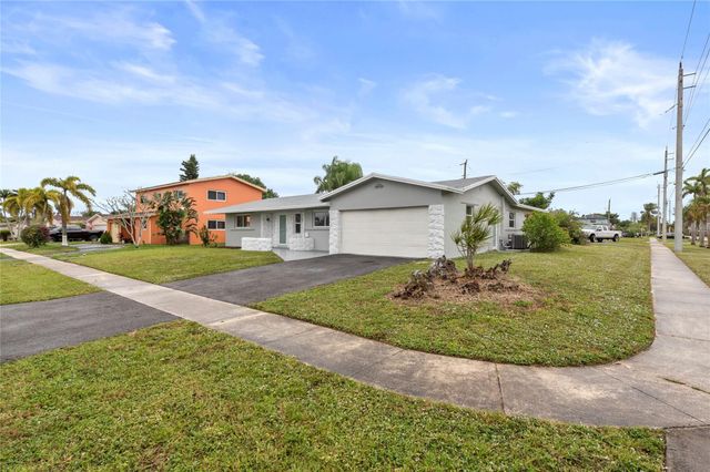 4490 NW 8TH Street, Coconut Creek, FL 33066