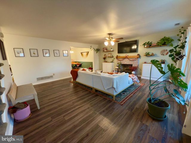 211 EAGLE VIEW LN, Camden Wyoming, DE 19934