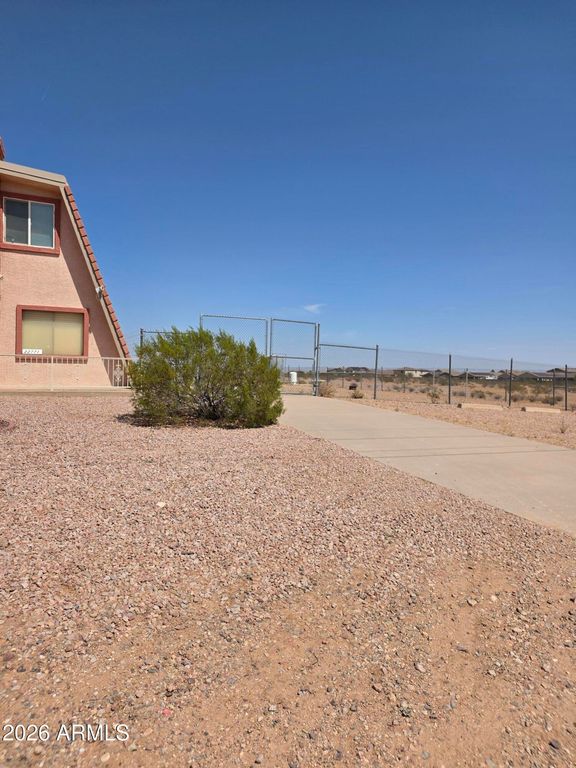 22771 N 187th Avenue, Surprise, AZ 85387 — photo 3