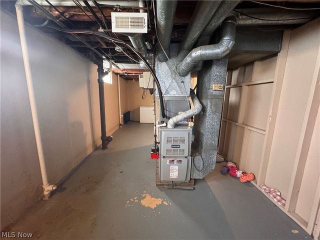 12908 York Boulevard, Garfield Heights, OH 44125