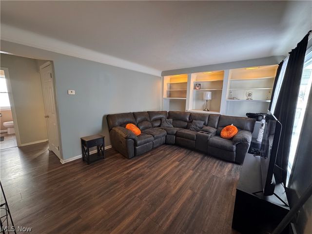 12908 York Boulevard, Garfield Heights, OH 44125