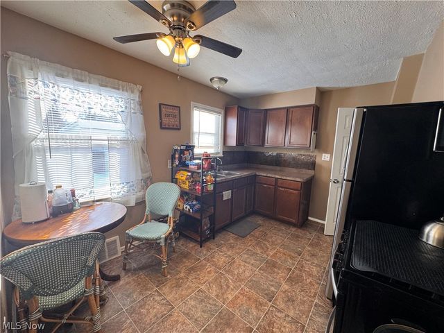 12908 York Boulevard, Garfield Heights, OH 44125