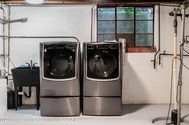 753 E Saginaw Street, East Lansing, MI 48823