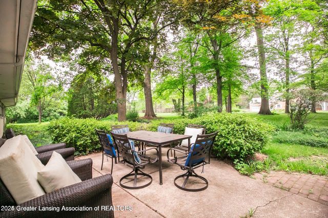 753 E Saginaw Street, East Lansing, MI 48823