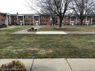 8171 Denwood Drive K-3, Sterling Heights, MI 48312