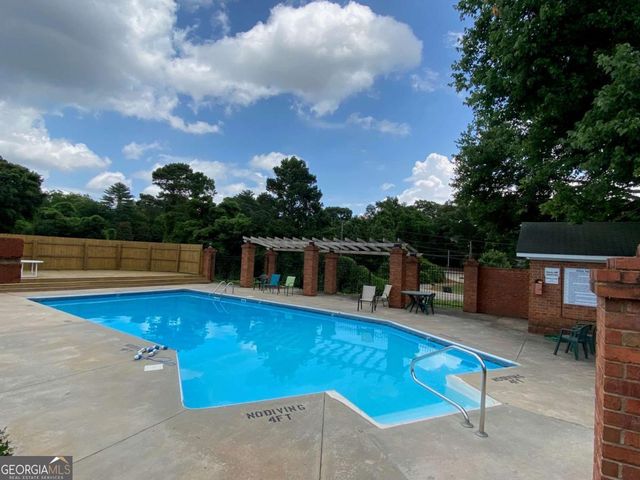 2165 S Milledge Avenue E6, Athens, GA 30605