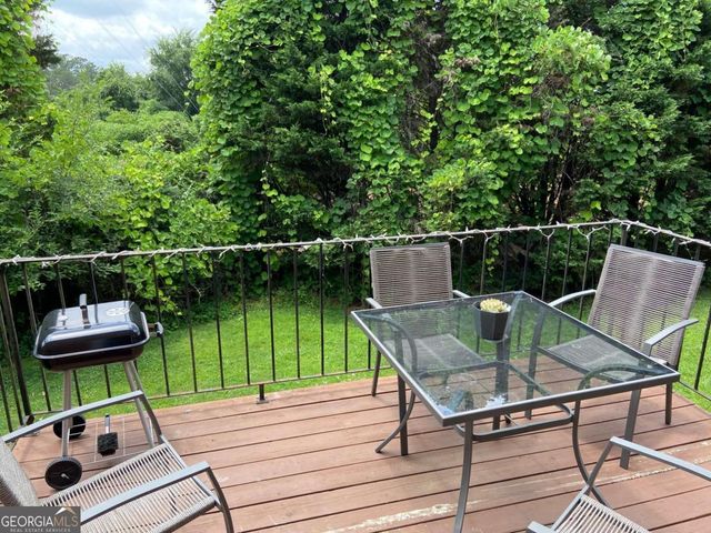 2165 S Milledge Avenue E6, Athens, GA 30605