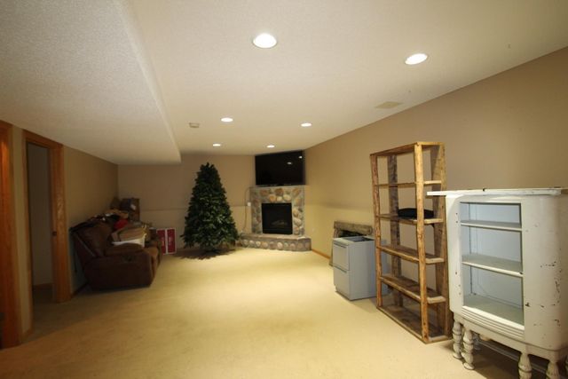 9187 Apple Road, Royalton Twp, MN 55063