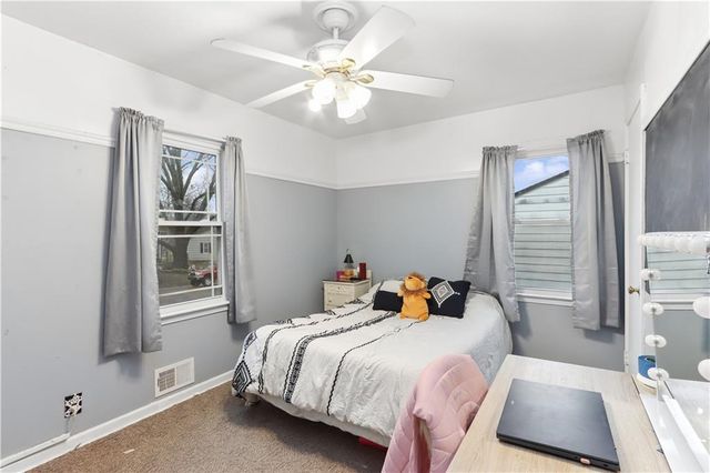 8422 W 69th Terrace, Overland Park, KS 66204