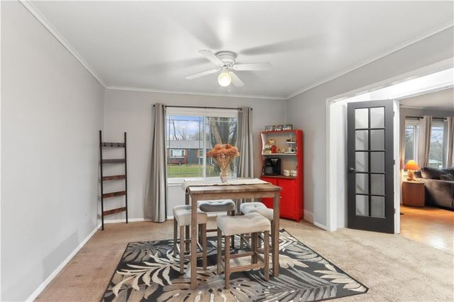 8422 W 69th Terrace, Overland Park, KS 66204