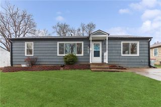 8422 W 69th Terrace, Overland Park, KS 66204