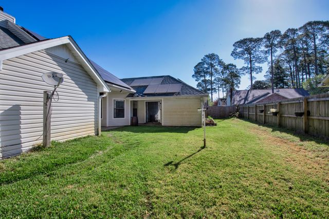 424 Northampton Circle, Fort Walton Beach, FL 32547