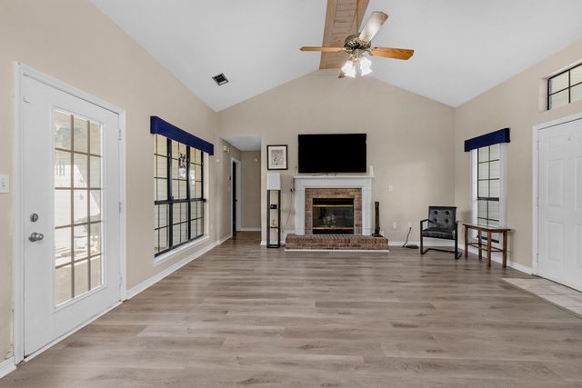 424 Northampton Circle, Fort Walton Beach, FL 32547