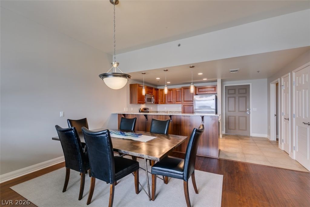 Image 18 of property listing at 150 Las Vegas Boulevard 2115, Las Vegas, NV 89101