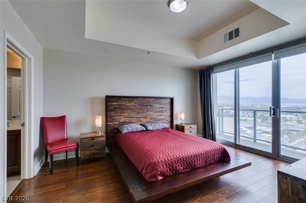 Image 30 of property listing at 150 Las Vegas Boulevard 2115, Las Vegas, NV 89101
