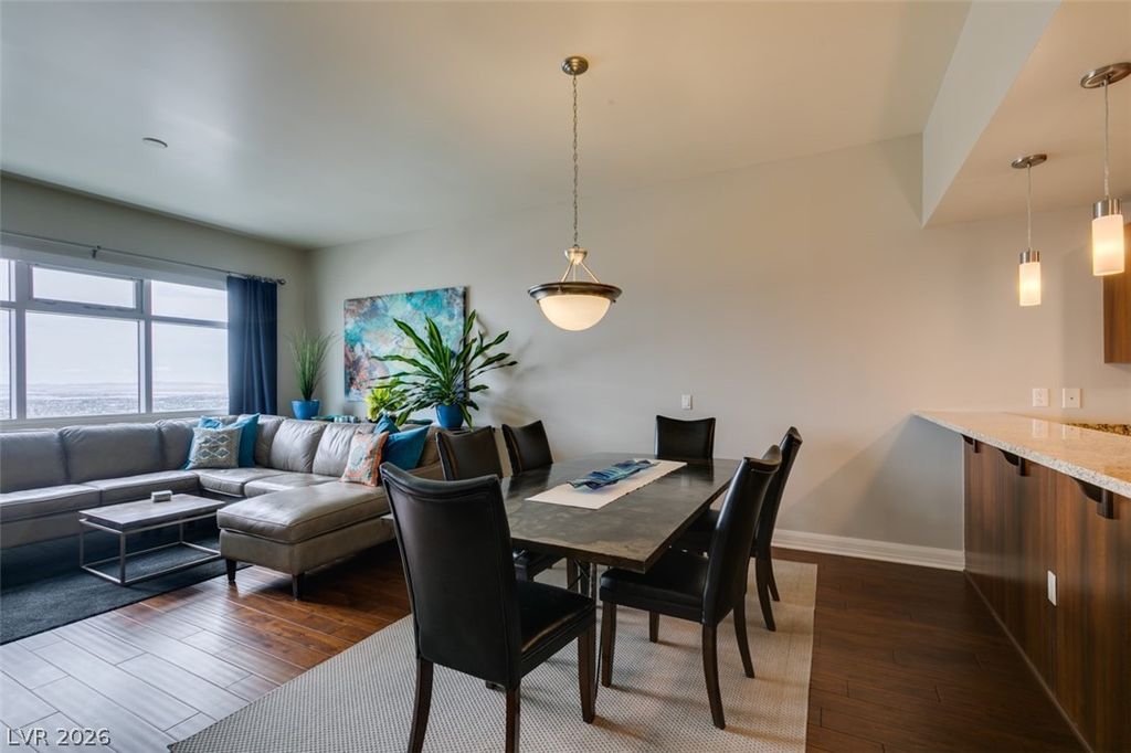 Image 4 of property listing at 150 Las Vegas Boulevard 2115, Las Vegas, NV 89101